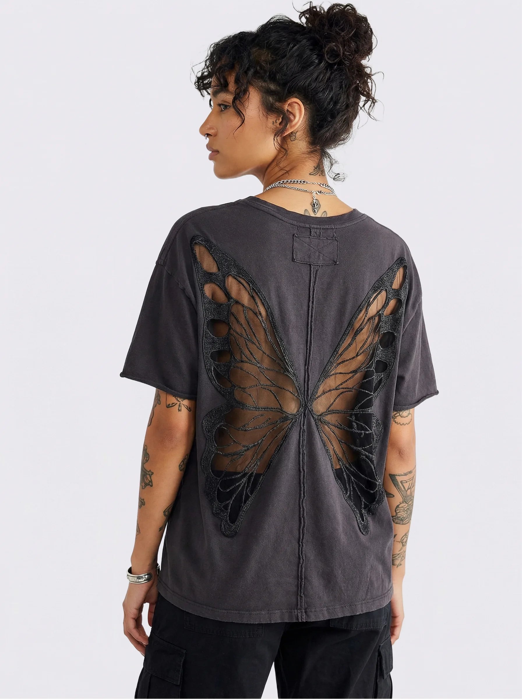 FALLEN WINGS TEE – Dead Petals